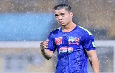 VIDEO: Màn trình diễn của Công Phượng trong trận thắng đầy cảm xúc của HAGL